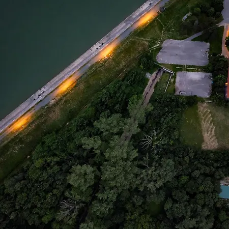 Manea Villa