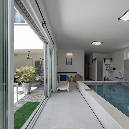 Manea 빌라 트리발즈